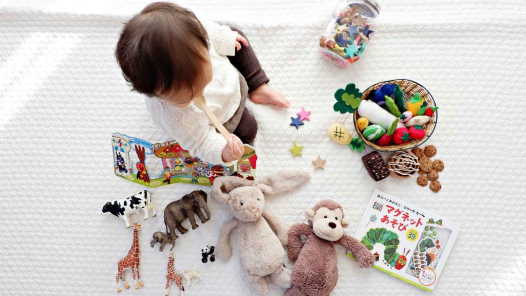 Seven-Awesome-Ideas-to-Arrange-a-Kids-Room-on-readcrazy