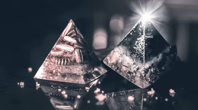 5-Interesting-Things-You-Need-to-Know-About-Crystal-Pyramids-on-readcrazy