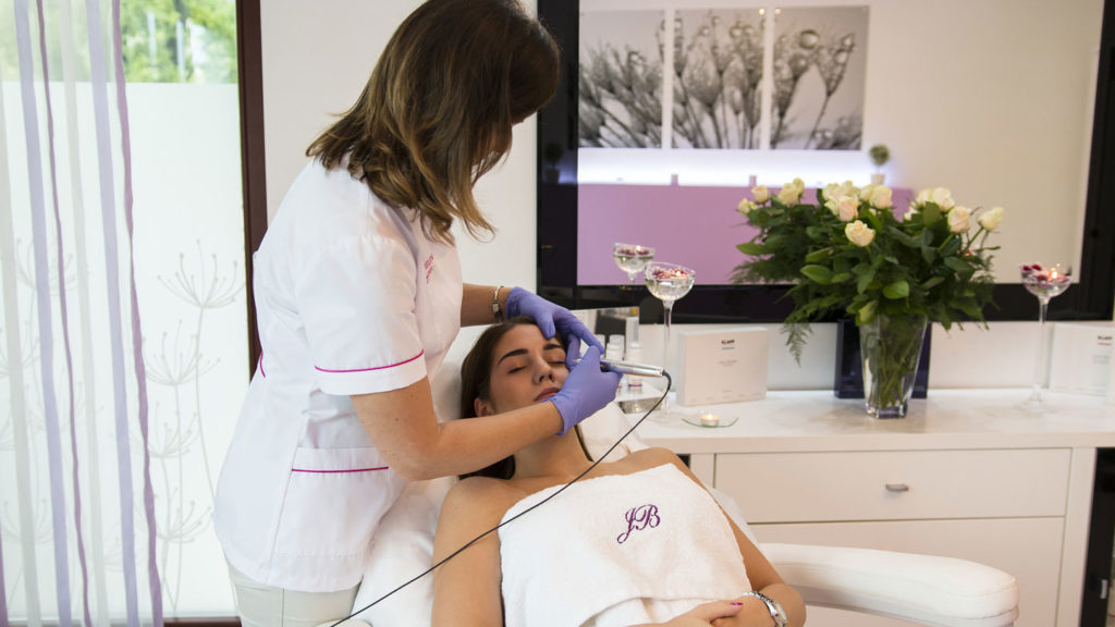 Revitalize-Your-Skin-Using-VelaShape-III-Treatment-on-readcrazy